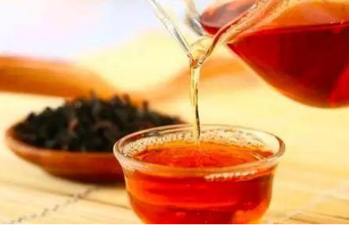 喝红茶的优缺点都有哪些_饮用红茶的六大好处和坏处-第1张图片