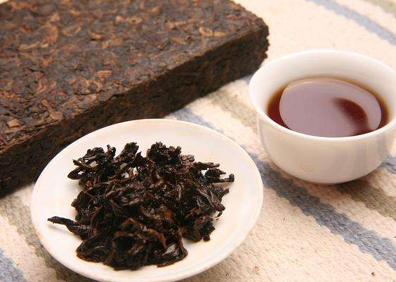 普洱茶是砖茶吗 砖茶是什么样子的 砖茶的加工制作方法