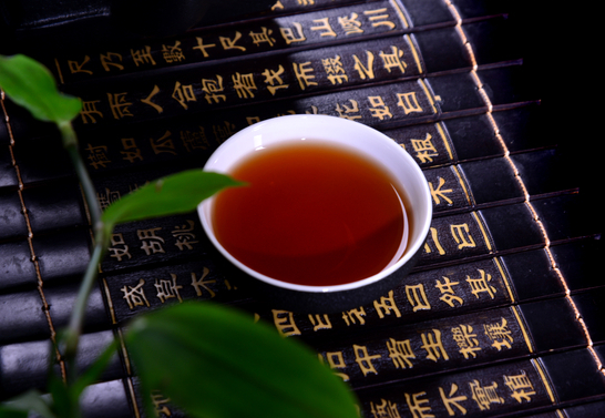 普洱茶是红茶吗 普洱茶属于哪种茶叶 普洱茶制作方法